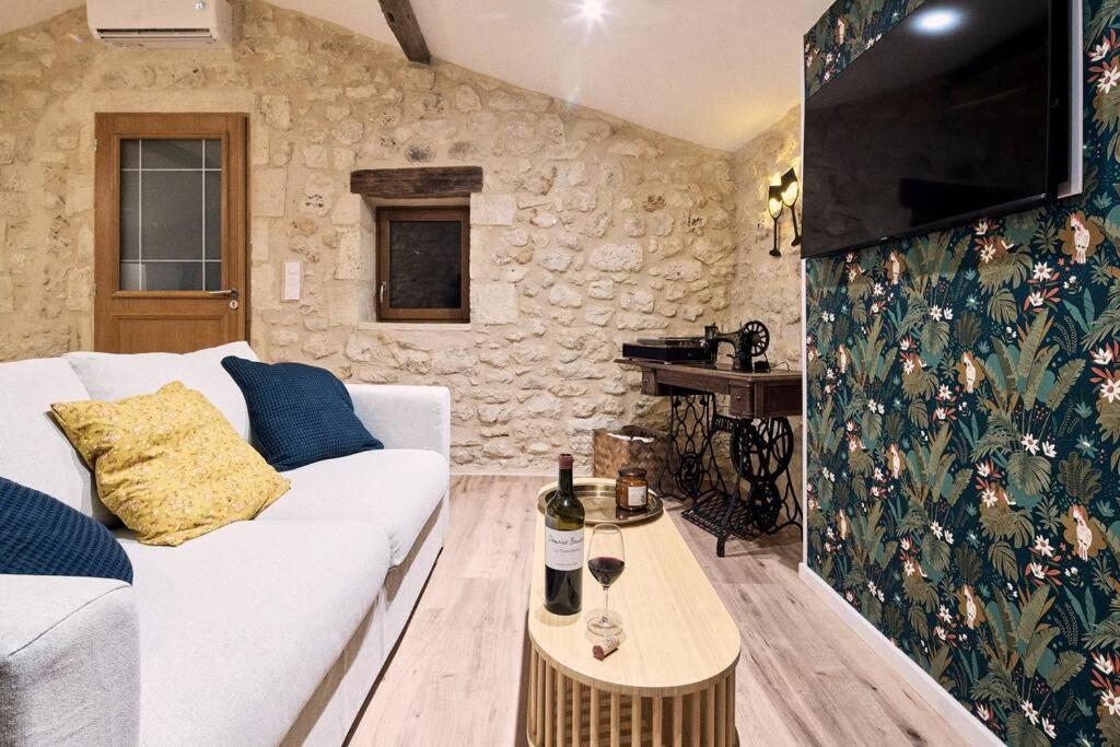 Gite Au Coeur Des Vignes Montagne  Kültér fotó